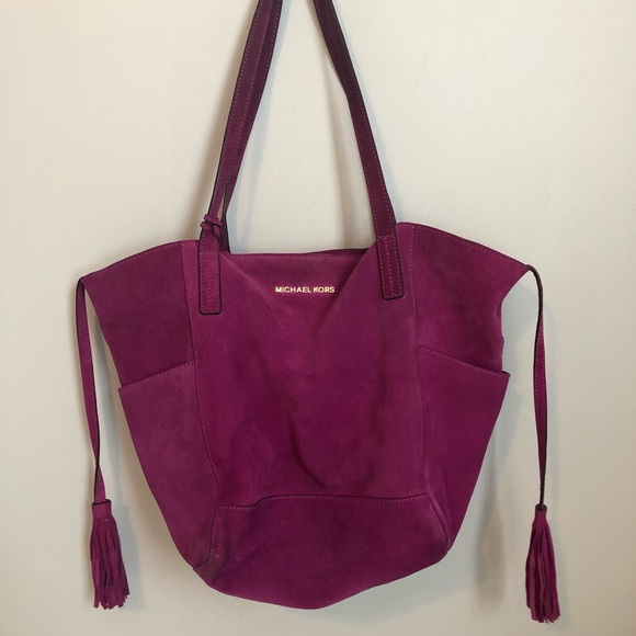 Michael Kors purple hobo bag with tassel - Picture 6 of 8
